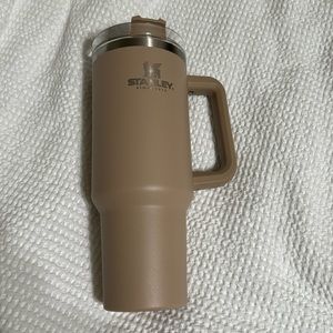 Stanley 40oz Tumbler Driftwood